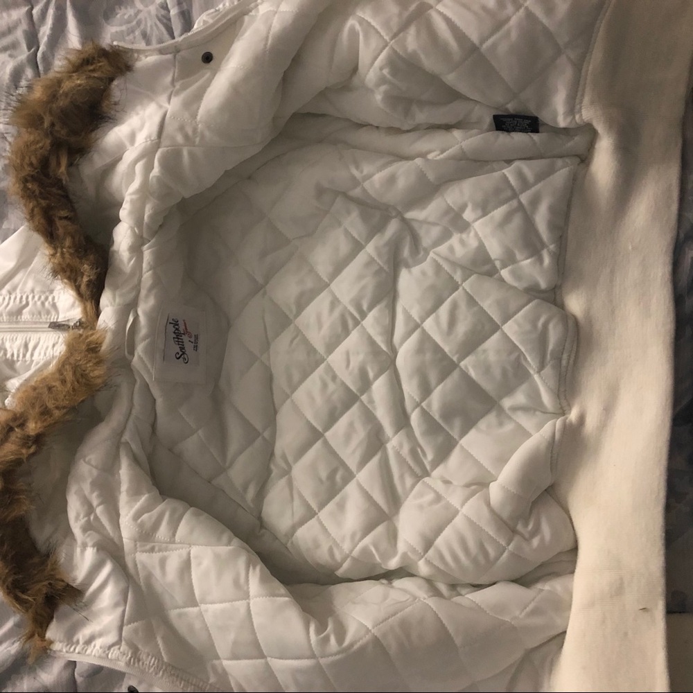 White puffer jacket